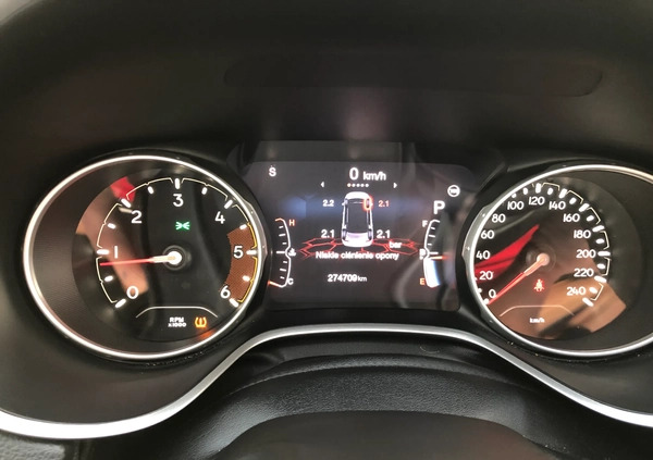 Jeep Compass cena 58000 przebieg: 274700, rok produkcji 2017 z Szamotuły małe 277